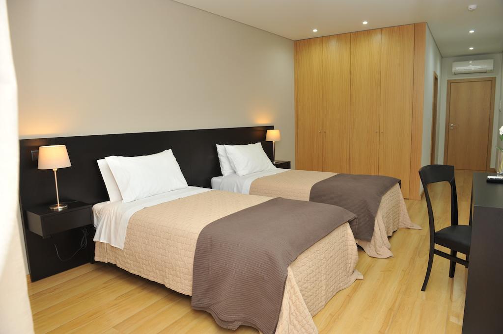 Pensao Santo Antonio Hotel Vila Nova de Famalicão Стая снимка
